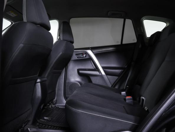 Toyota RAV4 IV (XA40) Рестайлинг с пробегом 2018 года, цена 2 128 000 рублей, 138914 км, внедорожник, Автокод Объявления