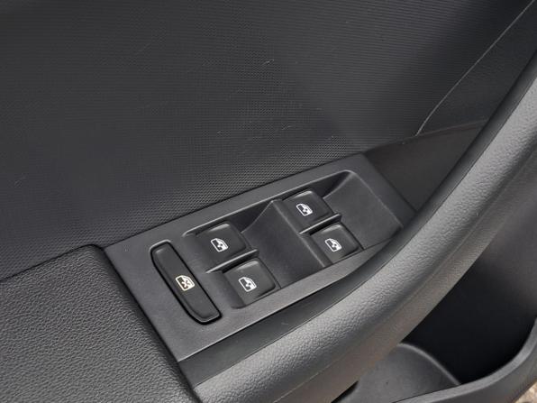 Volkswagen Polo VI с пробегом 2020 года, цена 1 719 000 рублей, 76000 км, лифтбек, Автокод Объявления