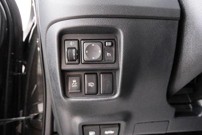 Nissan Juke I с пробегом 2013 года, цена 1 129 000 рублей, 162600 км, внедорожник, Автокод Объявления