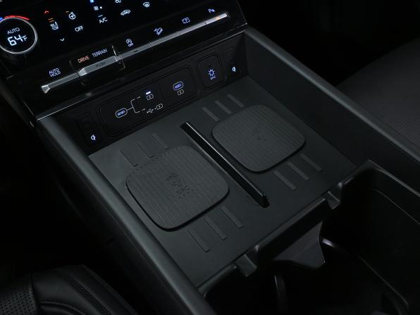 Hyundai Santa Fe V (MX5) с пробегом 2023 года, цена 4 690 000 рублей, 42000 км, внедорожник, Автокод Объявления