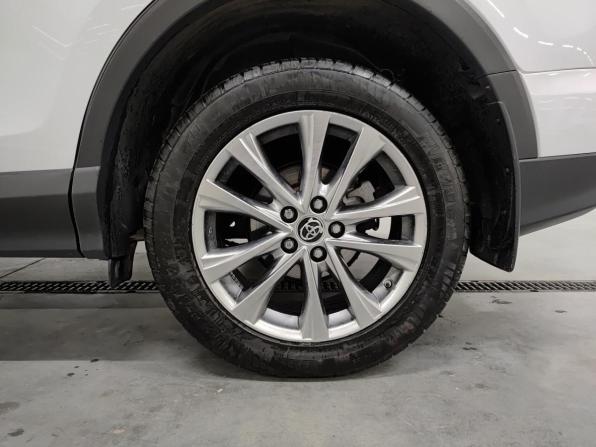 Toyota RAV4 IV (XA40) Рестайлинг с пробегом 2018 года, цена 2 050 000 рублей, 263359 км, внедорожник, Автокод Объявления