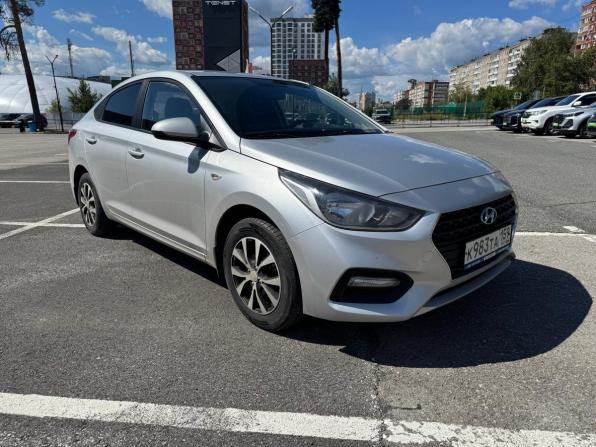 Hyundai Solaris I Рестайлинг с пробегом 2017 года, цена 1 049 000 рублей, 109000 км, седан, Автокод Объявления
