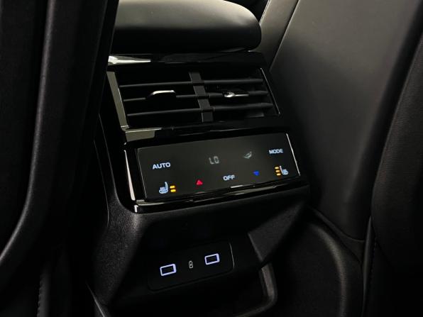 Geely Monjaro I с пробегом 2024 года, цена 3 480 000 рублей, 37407 км, внедорожник, Автокод Объявления