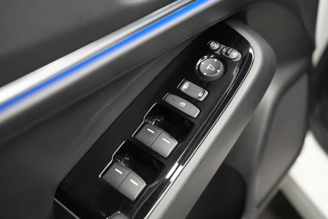 Honda e:NS1 с пробегом 2022 года, цена 3 344 000 рублей, 34000 км, внедорожник, Автокод Объявления
