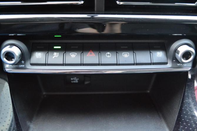 Haval M6 II с пробегом 2023 года, цена 1 590 000 рублей, 121109 км, внедорожник, Автокод Объявления