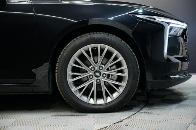 FAW Bestune B70 I с пробегом 2023 года, цена 2 190 000 рублей, 6000 км, лифтбек, Автокод Объявления