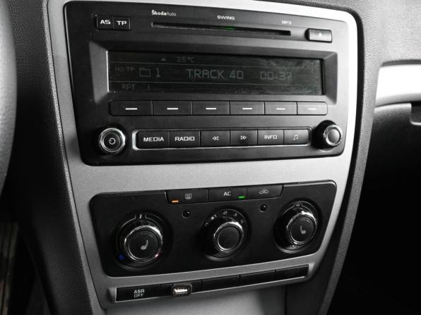 Skoda Octavia II (A5) Рестайлинг с пробегом 2012 года, цена 799 000 рублей, 150950 км, лифтбек, Автокод Объявления