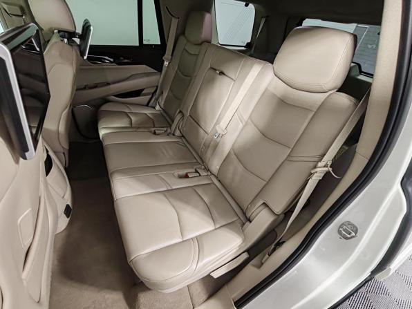 Cadillac Escalade IV с пробегом 2015 года, цена 2 999 000 рублей, 253776 км, внедорожник, Автокод Объявления