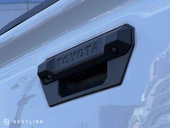 Новый Toyota Tacoma IV 2025 года, цена 10 990 000 рублей, offers.body_type.unknown, Автокод Объявления