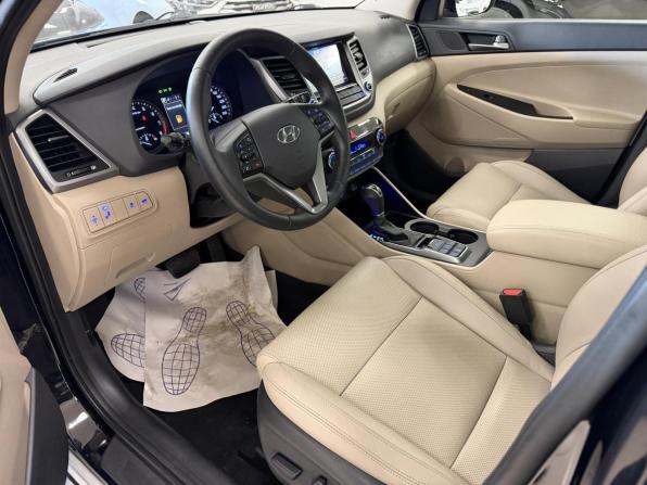 Hyundai Tucson III с пробегом 2018 года, цена 1 799 000 рублей, 119000 км, внедорожник, Автокод Объявления