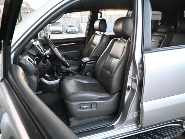 Toyota Land Cruiser Prado 120 Series с пробегом 2005 года, цена 1 959 000 рублей, 242129 км, внедорожник, Автокод Объявления