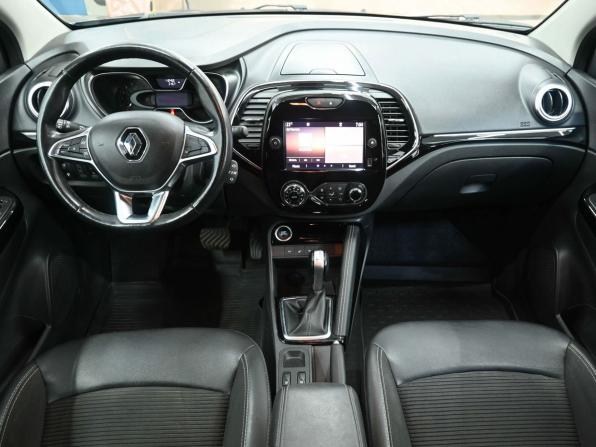 Renault Kaptur I Рестайлинг с пробегом 2020 года, цена 1 529 900 рублей, 114000 км, внедорожник, Автокод Объявления