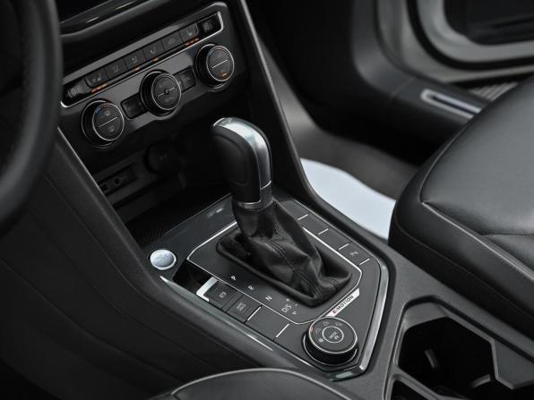 Volkswagen Tiguan II с пробегом 2018 года, цена 2 349 000 рублей, 96000 км, внедорожник, Автокод Объявления