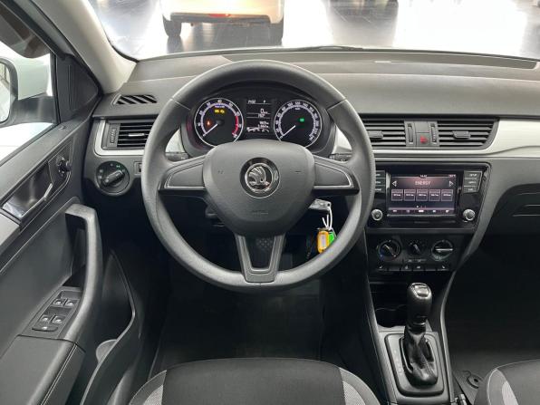 Skoda Rapid I Рестайлинг с пробегом 2019 года, цена 1 443 000 рублей, 51662 км, лифтбек, Автокод Объявления