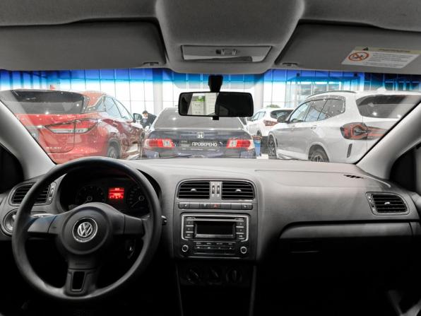 Volkswagen Polo V с пробегом 2014 года, цена 699 000 рублей, 146050 км, седан, Автокод Объявления