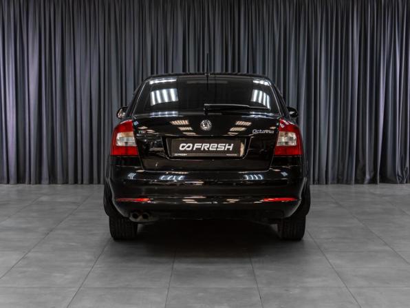 Skoda Octavia II (A5) Рестайлинг с пробегом 2012 года, цена 819 000 рублей, 218862 км, лифтбек, Автокод Объявления