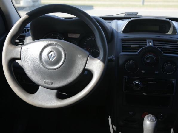 Renault Megane II Рестайлинг с пробегом 2007 года, цена 335 000 рублей, 252000 км, седан, Автокод Объявления