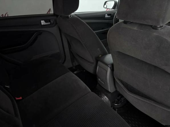 Ford Focus II с пробегом 2006 года, цена 395 000 рублей, 260815 км, седан, Автокод Объявления