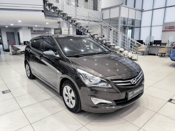 Hyundai Solaris I Рестайлинг с пробегом 2015 года, цена 1 060 000 рублей, 187300 км, хэтчбек, Автокод Объявления