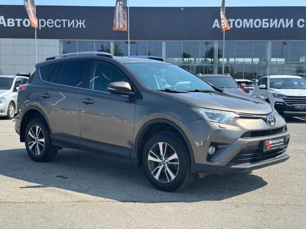Toyota RAV4 IV (XA40) Рестайлинг с пробегом 2017 года, цена 1 869 000 рублей, 228343 км, внедорожник, Автокод Объявления