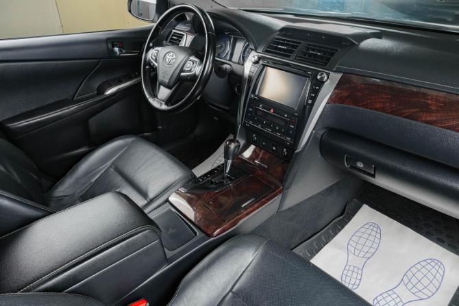 Toyota Camry VII (XV50) Рестайлинг с пробегом 2015 года, цена 2 079 000 рублей, 194000 км, седан, Автокод Объявления