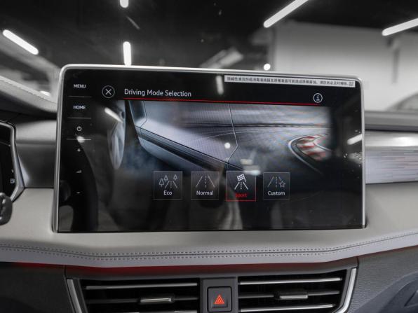 Volkswagen Tayron I Рестайлинг с пробегом 2024 года, цена 4 400 000 рублей, 20 км, внедорожник, Автокод Объявления