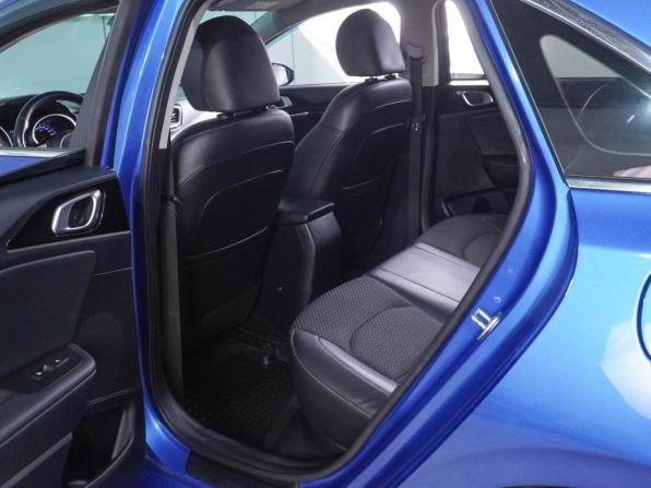 Kia Ceed III с пробегом 2018 года, цена 1 569 000 рублей, 191909 км, хэтчбек, Автокод Объявления