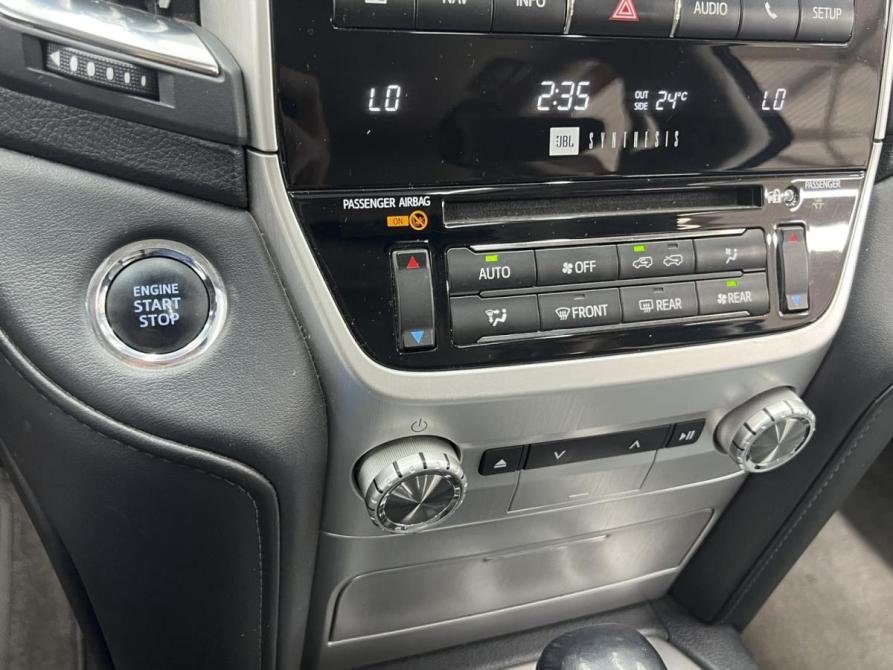 Toyota Land Cruiser 200 Series Рестайлинг 2 Ростов-на-Дону  - изображение 16