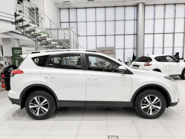 Toyota RAV4 IV (XA40) Рестайлинг с пробегом 2016 года, цена 2 290 000 рублей, 102200 км, внедорожник, Автокод Объявления