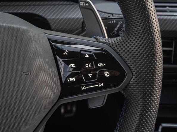 Volkswagen Golf R VIII с пробегом 2023 года, цена 6 200 000 рублей, 23644 км, хэтчбек, Автокод Объявления