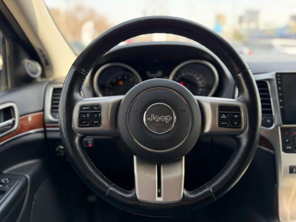Jeep Grand Cherokee IV (WK2) с пробегом 2011 года, цена 2 100 000 рублей, 113757 км, внедорожник, Автокод Объявления