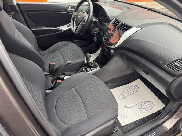 Hyundai Solaris I Рестайлинг с пробегом 2016 года, цена 699 900 рублей, 235091 км, седан, Автокод Объявления