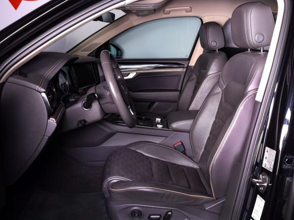 Volkswagen Touareg III с пробегом 2018 года, цена 4 700 000 рублей, 111678 км, внедорожник, Автокод Объявления