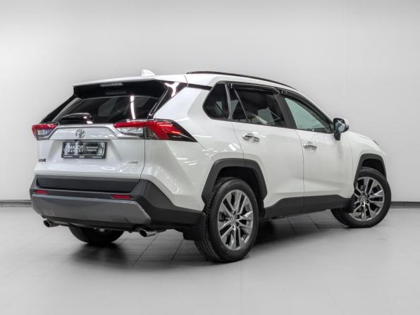 Toyota RAV4 V (XA50) с пробегом 2022 года, цена 3 890 000 рублей, 39291 км, внедорожник, Автокод Объявления