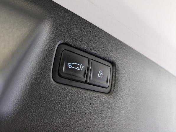 Hyundai Santa Fe IV Рестайлинг с пробегом 2023 года, цена 4 450 000 рублей, 38630 км, внедорожник, Автокод Объявления