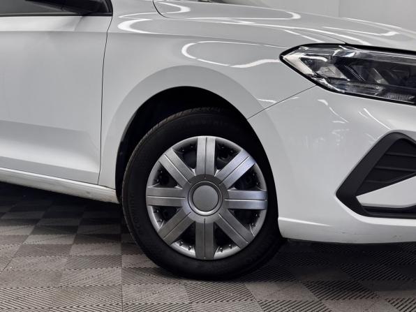 Volkswagen Polo VI с пробегом 2021 года, цена 1 579 000 рублей, 90180 км, лифтбек, Автокод Объявления