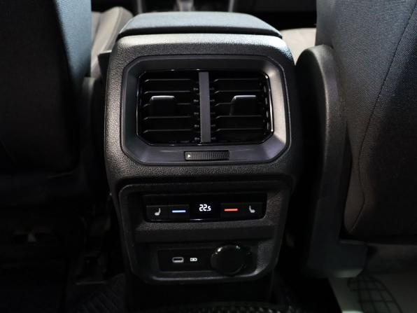 Volkswagen Tiguan II Рестайлинг с пробегом 2021 года, цена 2 230 000 рублей, 129490 км, внедорожник, Автокод Объявления