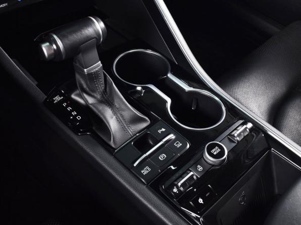 Kia K5 III с пробегом 2021 года, цена 2 849 995 рублей, 54938 км, седан, Автокод Объявления
