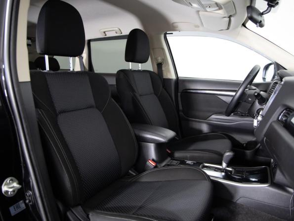 Mitsubishi Outlander III Рестайлинг 3 с пробегом 2021 года, цена 2 499 000 рублей, 86913 км, внедорожник, Автокод Объявления