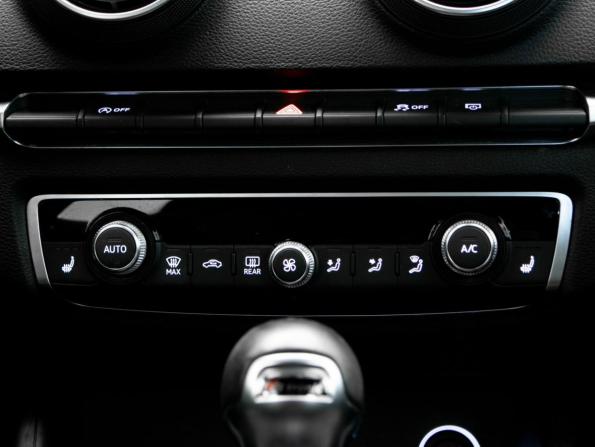 Audi A3 III (8V) Рестайлинг с пробегом 2019 года, цена 2 250 000 рублей, 82187 км, седан, Автокод Объявления
