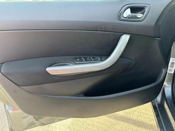 Peugeot 308 I с пробегом 2010 года, цена 340 000 рублей, 234194 км, хэтчбек, Автокод Объявления