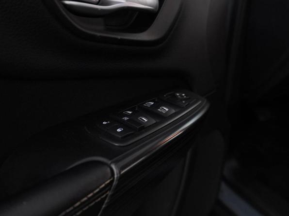 Jeep Cherokee V (KL) с пробегом 2014 года, цена 1 499 999 рублей, 99793 км, внедорожник, Автокод Объявления