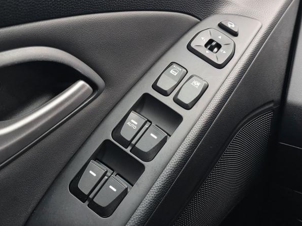 Hyundai ix35 I с пробегом 2012 года, цена 1 220 000 рублей, 161177 км, внедорожник, Автокод Объявления