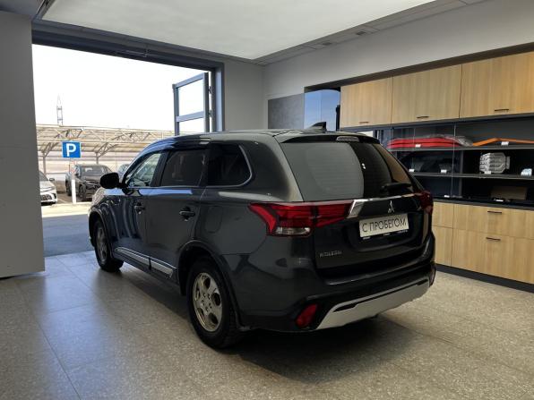 Mitsubishi Outlander III Рестайлинг 3 с пробегом 2018 года, цена 1 620 000 рублей, 149000 км, внедорожник, Автокод Объявления