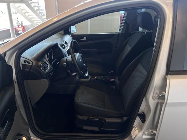 Ford Focus II Рестайлинг с пробегом 2010 года, цена 600 000 рублей, 120313 км, седан, Автокод Объявления