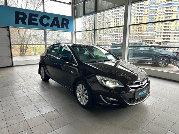 Opel Astra J Рестайлинг с пробегом 2014 года, цена 970 000 рублей, 129427 км, хэтчбек, Автокод Объявления