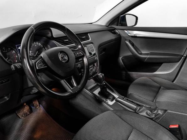 Skoda Octavia III (A7) с пробегом 2016 года, цена 997 900 рублей, 214911 км, лифтбек, Автокод Объявления