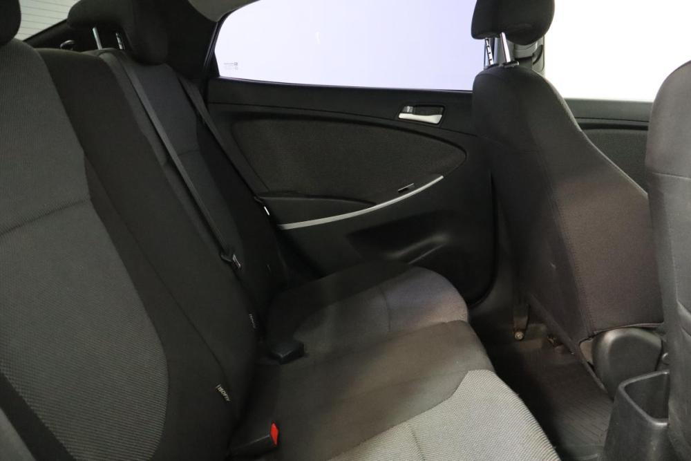 Hyundai Solaris I Санкт-Петербург  - изображение 12