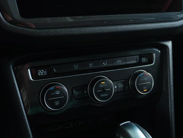 Volkswagen Tiguan II с пробегом 2020 года, цена 2 750 000 рублей, 93426 км, внедорожник, Автокод Объявления