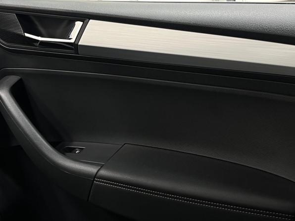 Skoda Rapid I Рестайлинг с пробегом 2019 года, цена 1 135 000 рублей, 162000 км, лифтбек, Автокод Объявления